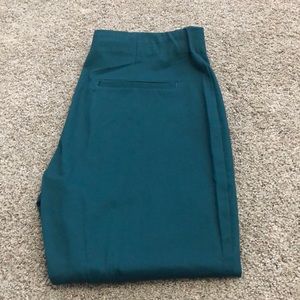 ❤️5 for $20❤️ Old Navy Blue Work Capris